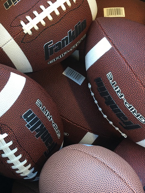 表现令人意 表现令人意